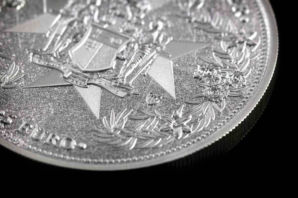 2023 Malta Golden Eagle 1 oz Silver 5 Euro Brilliant Uncirculated - CoinsTV