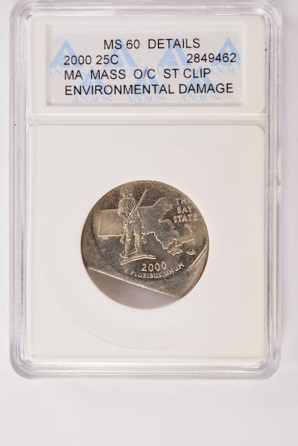2000 Massachusetts Quarter - 35% Off Center & 20% Straight Clip - ANACS MS60