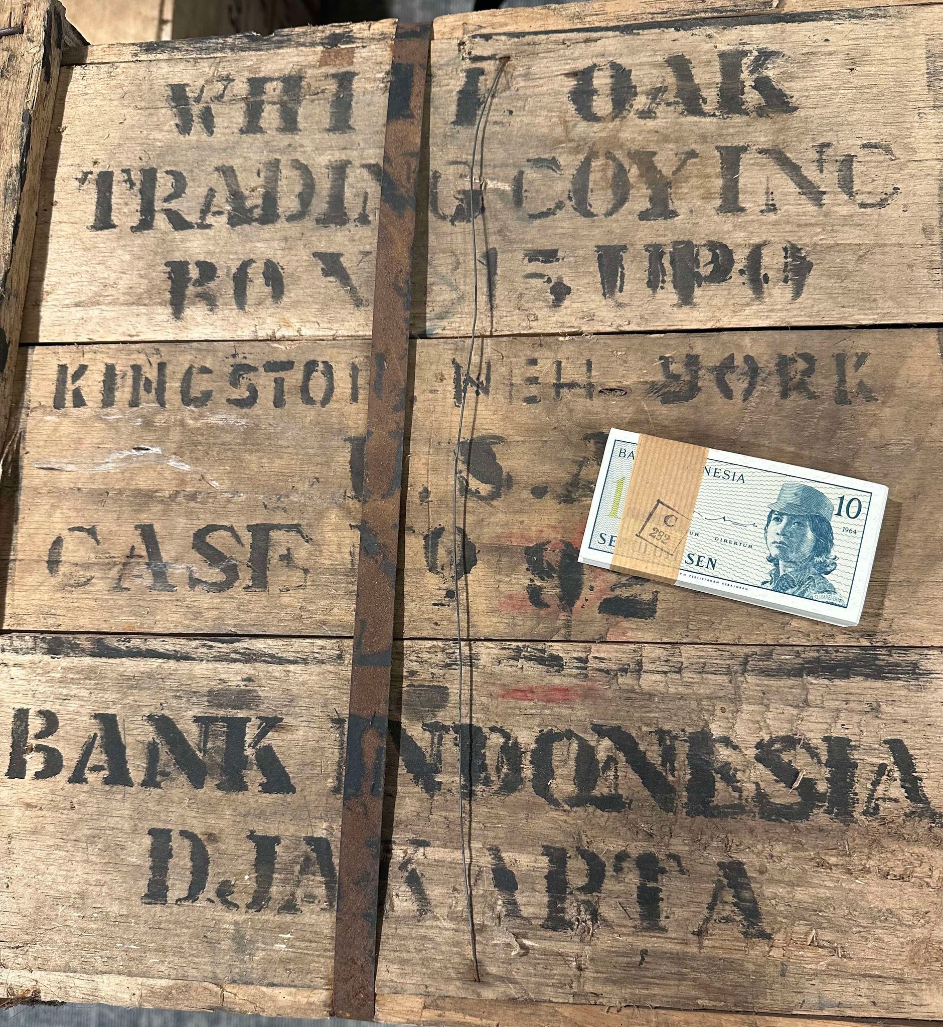 1964 Indonesia 10 Sen - 100 Consecutive Notes - CoinsTV