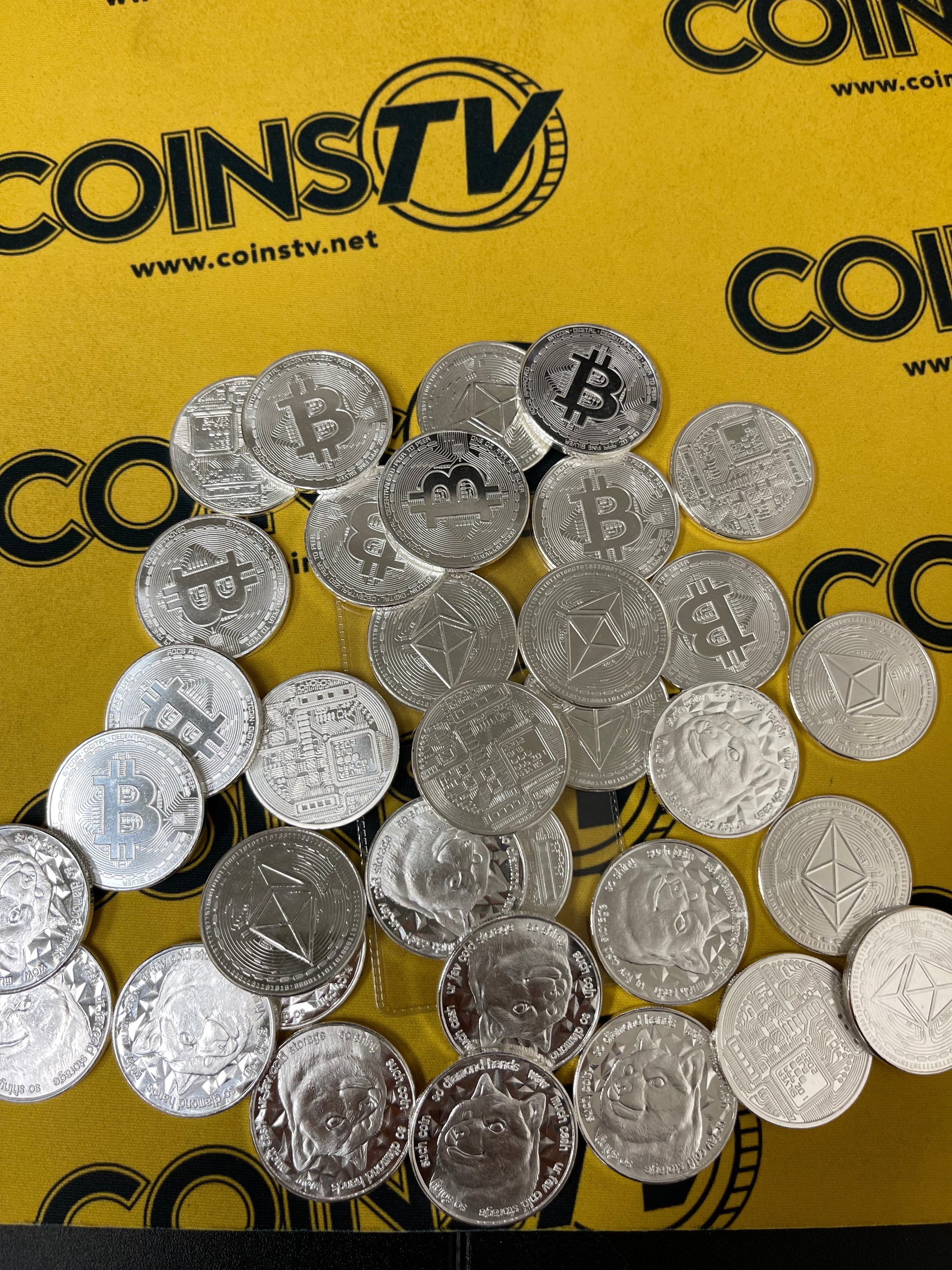 1 oz Silver Round - Design Varies - CoinsTV